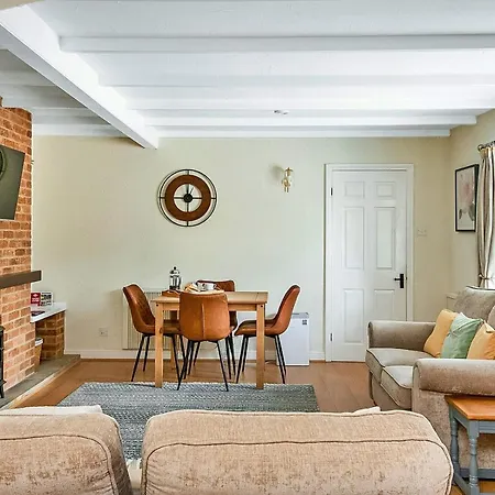 Finest Retreats - Rosedale Hall *